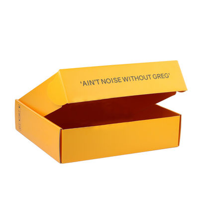Katlama Debossing Pantone CMYK Hediye Karton Kutuları Woodfree Kağıt