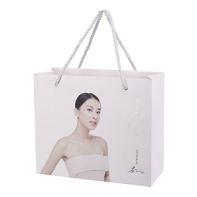 Alışveriş Ambalajı Lamine C1S Sanat Kağıdı Bez Çantalar Özel Logo