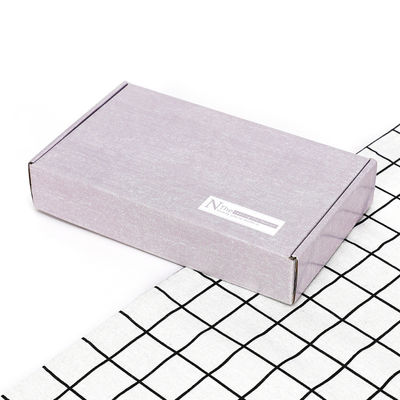 Lüks Katlanabilir 25 * 12 * 7cm Oluklu Mukavva Kutu Uçak Nakliye